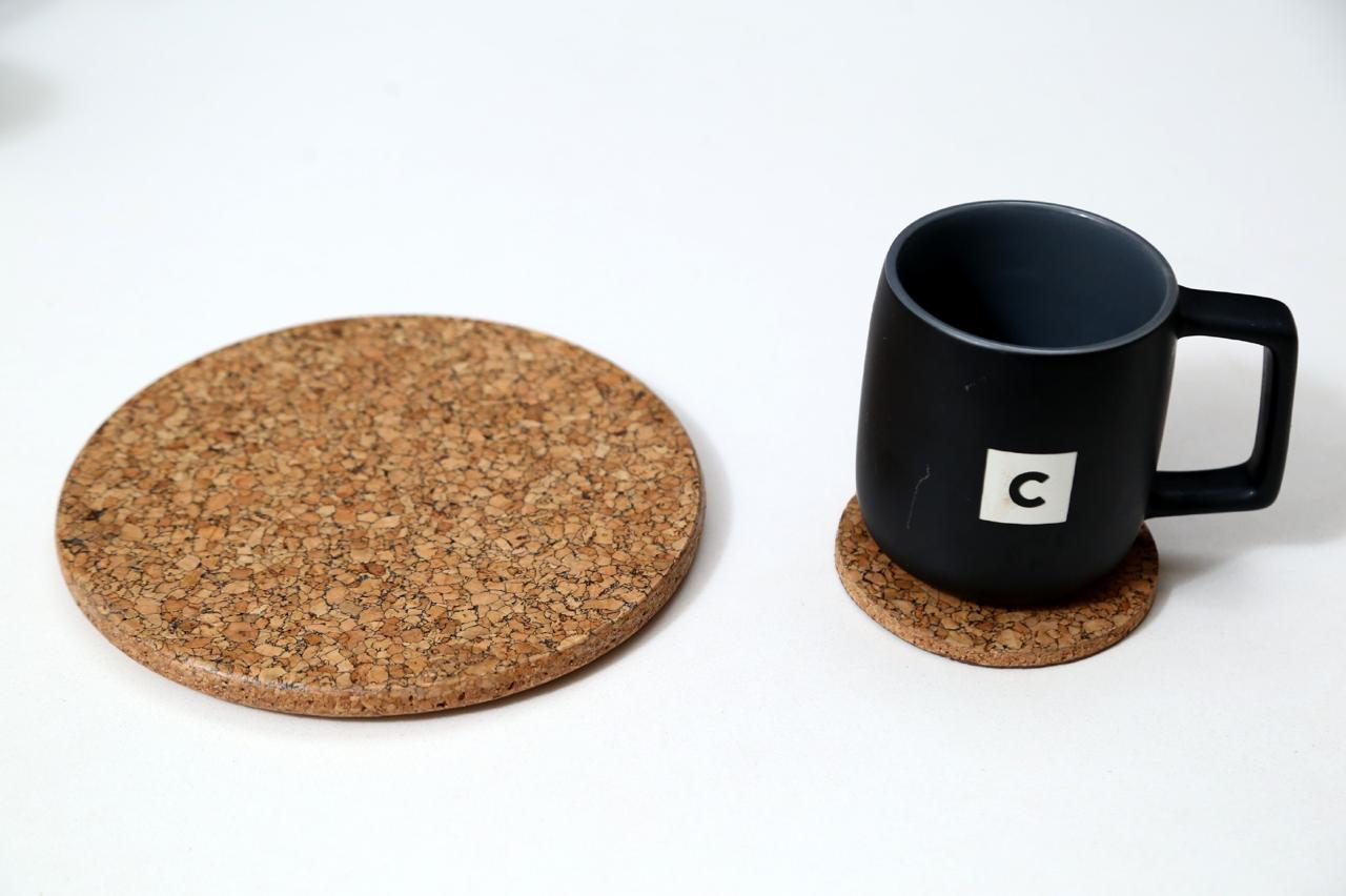 Cork Fine Natural Trivet — Set - Image 2