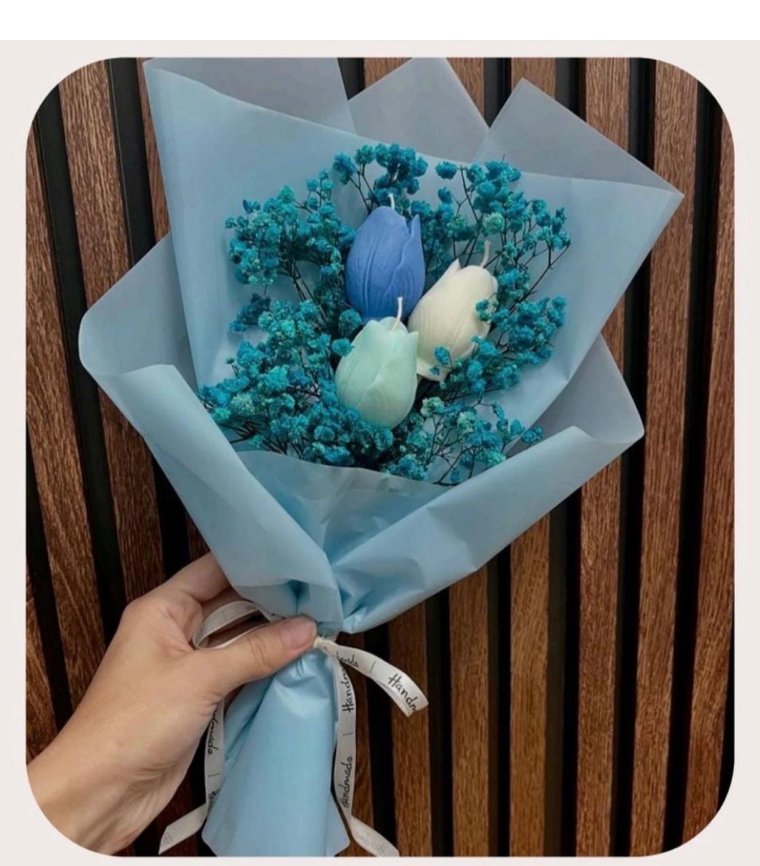 Tulip Sapphire Candle Bouquet